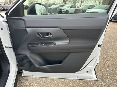 Used 2026 Nissan Kicks S FWD image 14