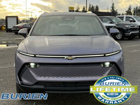 New 2026 Chevrolet Equinox EV LT image 8