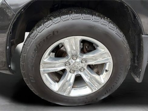 Used 2018 RAM 1500 Sport image 30