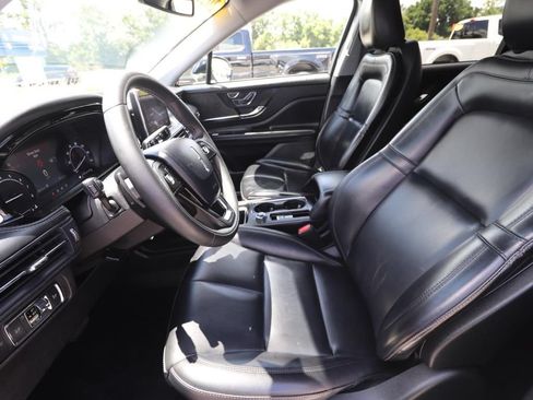 Used 2022 Lincoln Corsair FWD image 2