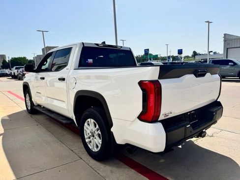 Used 2026 Toyota Tundra SR5 w/ SR5 Convenience Package AWD/4WD image 10