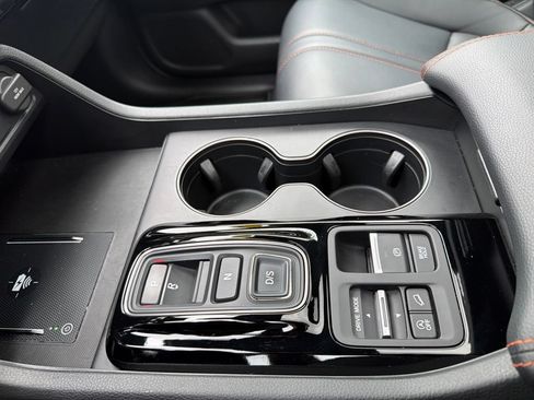 Certified 2024 Honda Pilot TrailSport image 37