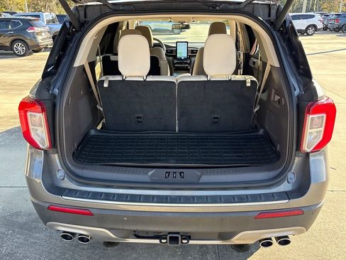 Used 2021 Ford Explorer Platinum w/ Equipment Group 601A image 33