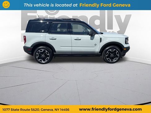 Used 2024 Ford Bronco Sport Outer Banks w/ Tech Package AWD/4WD image 4