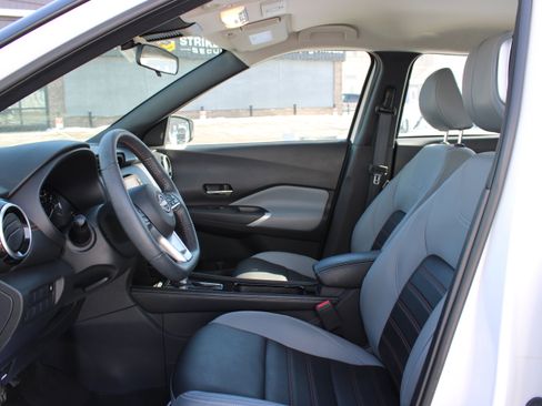 Certified 2023 Nissan Kicks SR w/ SR Premium Package image 12