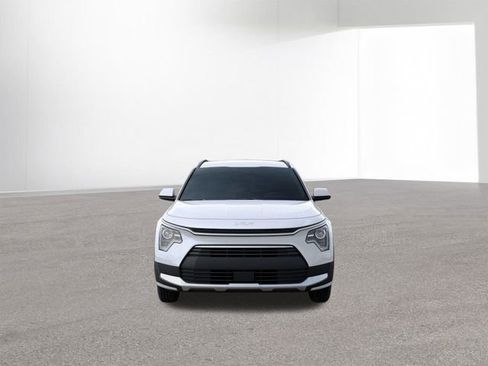 New 2026 Kia Niro EX image 2