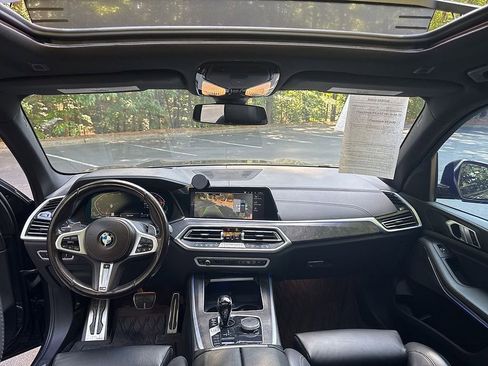 Used 2022 BMW X5 sDrive40i w/ M Sport Package RWD image 32