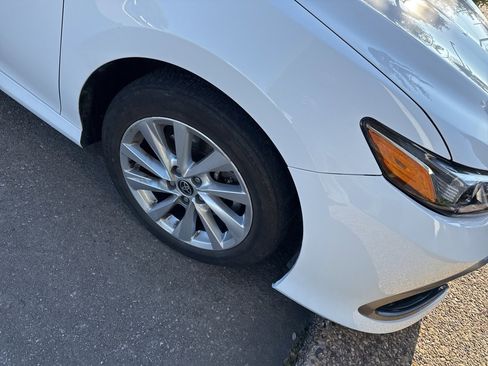 Used 2023 Toyota Camry LE image 9