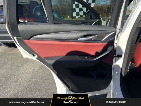 Used 2022 BMW X4 xDrive30i w/ Premium Package Essential image 14