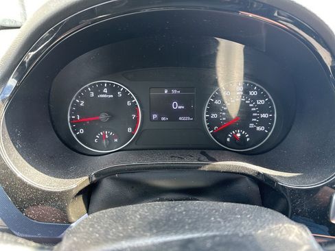 Used 2023 Kia Seltos S FWD image 5