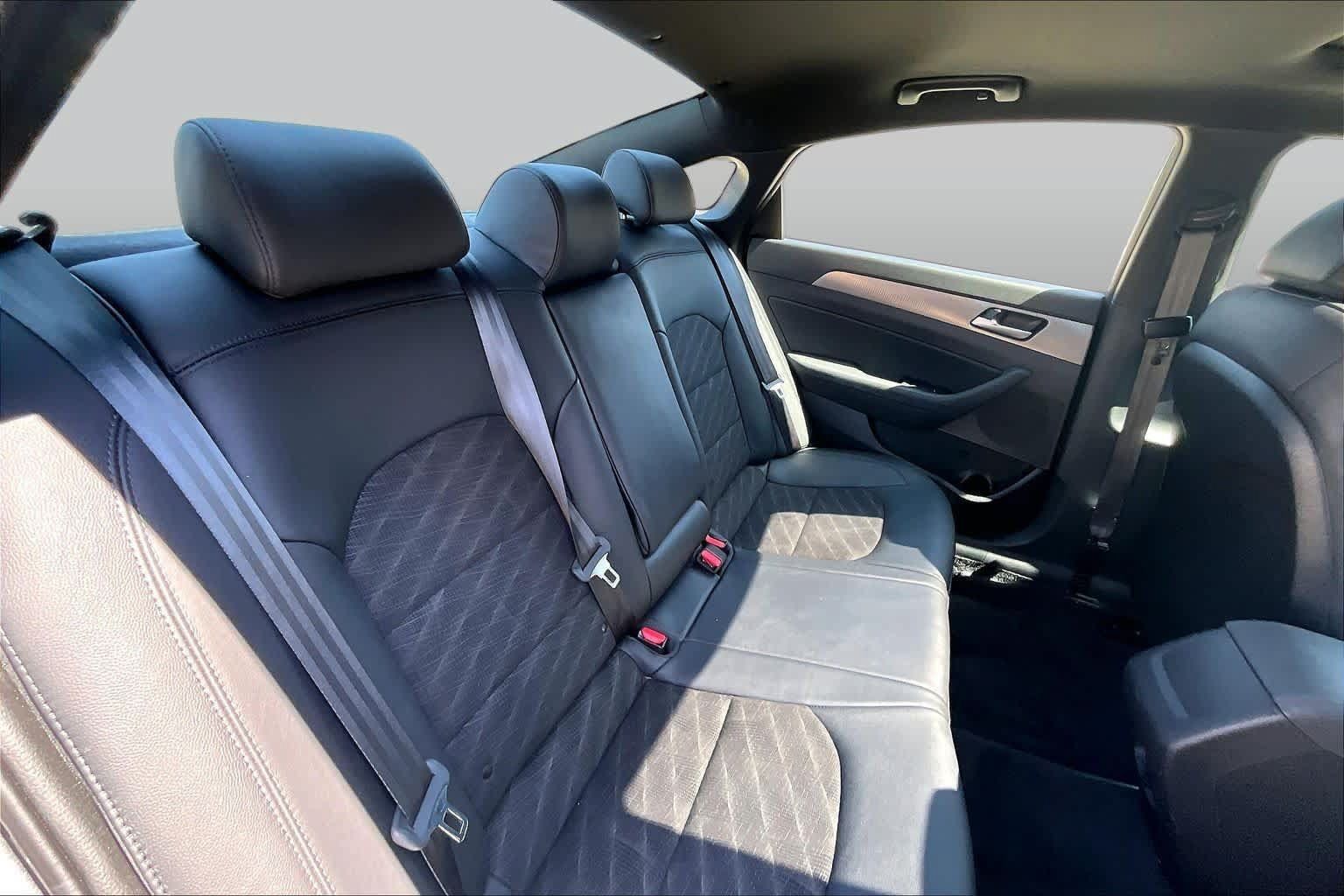 Used 2018 Hyundai Sonata Sport FWD image 18