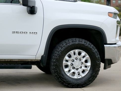 Used 2020 Chevrolet Silverado 2500 LTZ AWD/4WD image 15