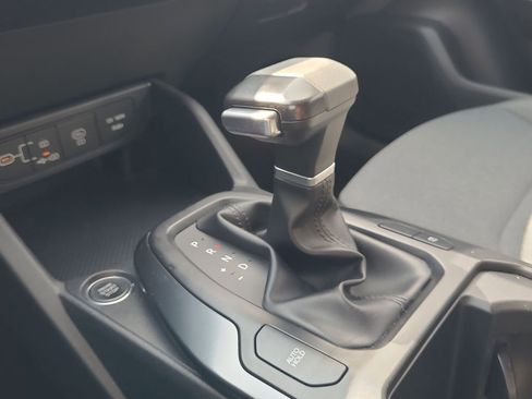 Used 2025 Kia K4 FWD image 16