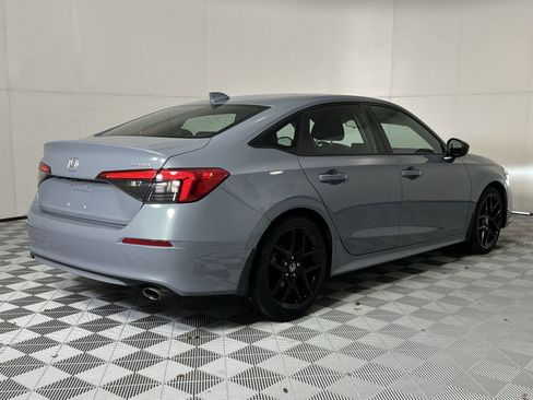 Used 2023 Honda Civic Sport image 8