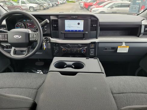 New 2026 Ford F250 4x4 SuperCab Super Duty image 11