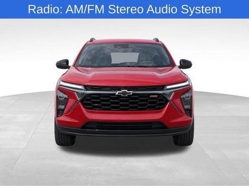 Used 2025 Chevrolet Trax RS w/ Sunroof Package FWD image 8