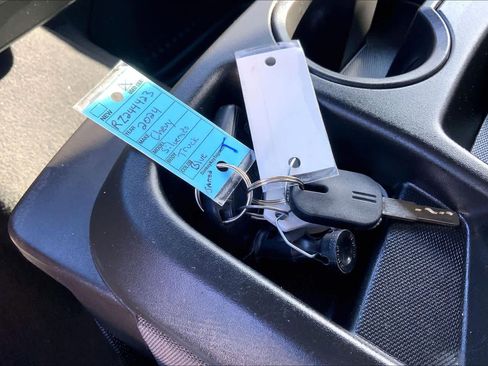 Certified 2024 Chevrolet Silverado 1500 Custom image 13