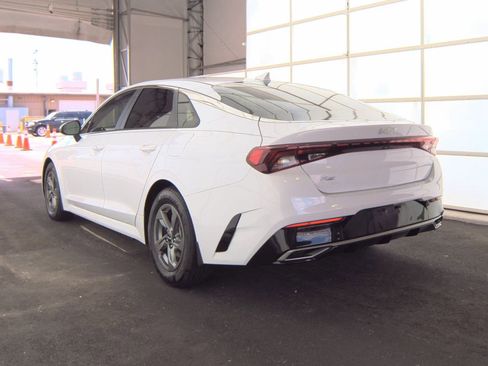 Used 2022 Kia K5 LXS FWD image 6