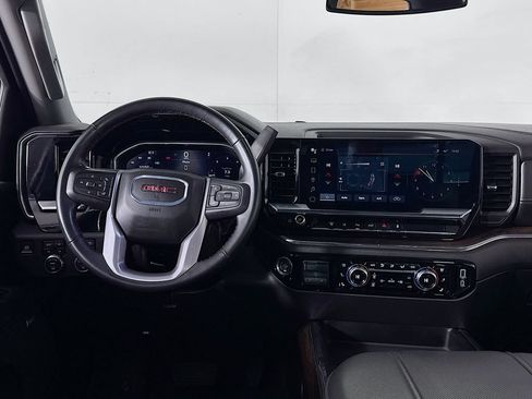 Used 2024 GMC Sierra 3500 SLT w/ SLT Convenience Package AWD/4WD image 13