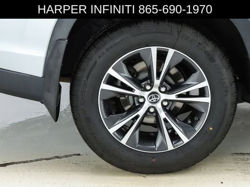 Used 2018 Toyota Highlander LE image 51