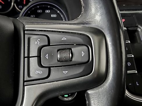 Used 2021 Chevrolet Suburban LT RWD image 23