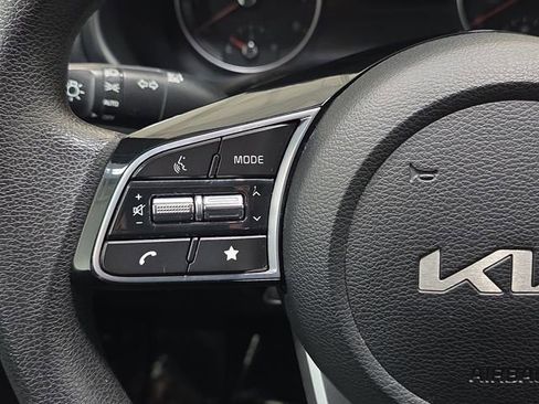 Used 2023 Kia Forte LXS image 16