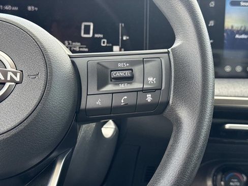 Used 2026 Nissan Kicks SV FWD image 26
