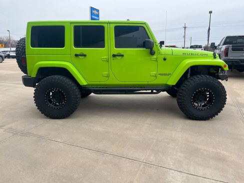 Used 2013 Jeep Wrangler Unlimited Rubicon image 5