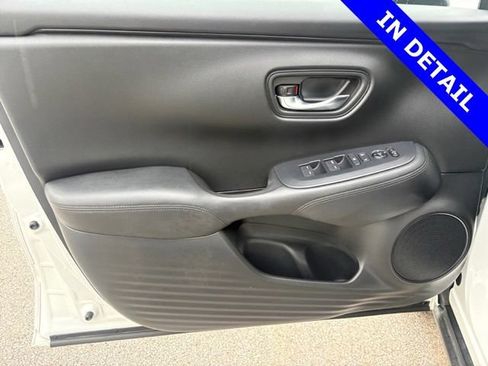 Certified 2024 Honda HR-V LX image 21