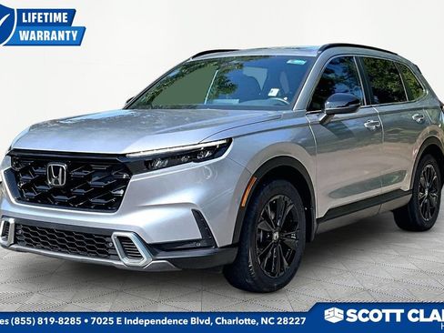 Used 2024 Honda CR-V Sport Touring image 3