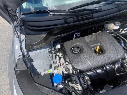 Used 2025 Kia Soul LX w/ LX Technology Package FWD image 51
