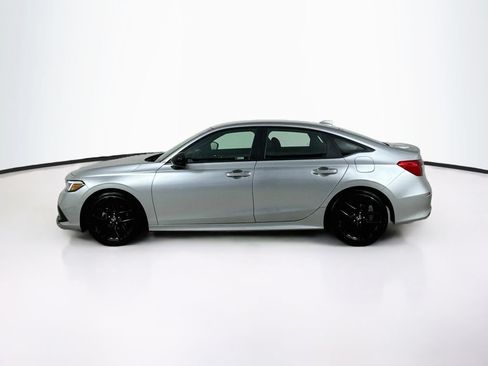 Used 2024 Honda Civic Sport image 4