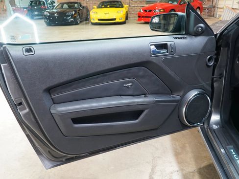 Used 2014 Ford Mustang GT Premium w/ Electronics Package RWD image 27