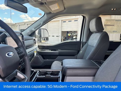 New 2026 Ford F250 XLT w/ XLT Premium Package AWD/4WD image 14