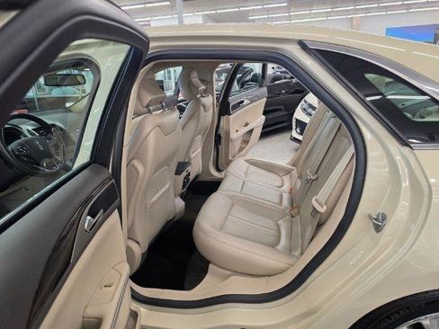Used 2016 Lincoln MKZ w/ Equipment Group 300A Reserve FWD image 9