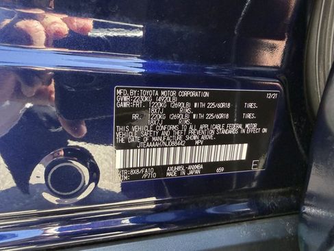 Used 2022 Toyota Venza LE AWD/4WD image 27