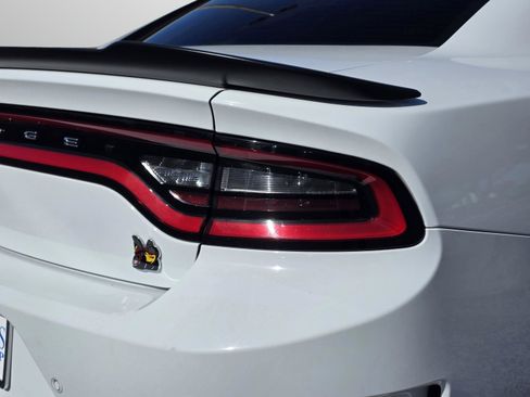Used 2023 Dodge Charger Scat Pack w/ Technology Group RWD image 38