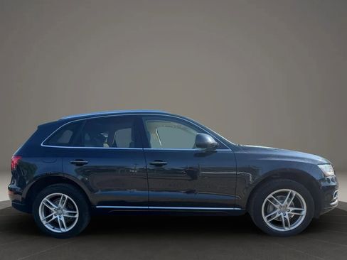 Used 2017 Audi Q5 2.0T Premium Plus w/ Technology Package AWD/4WD image 4