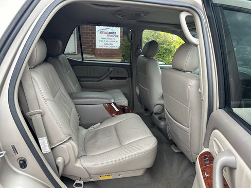 Used 2007 Toyota Sequoia Limited image 23