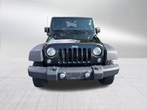 Used 2014 Jeep Wrangler Unlimited Rubicon AWD/4WD image 2