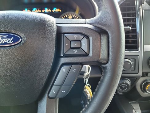 Used 2018 Ford F150 XLT w/ Equipment Group 302A Luxury AWD/4WD image 27