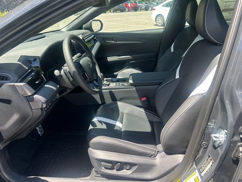 New 2026 Toyota Camry SE AWD/4WD image 17