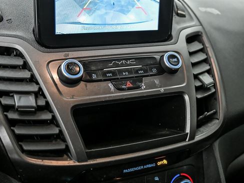 Used 2022 Ford Transit Connect XL FWD image 23