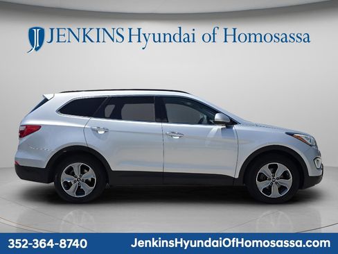 Used 2016 Hyundai Santa Fe SE AWD/4WD image 3