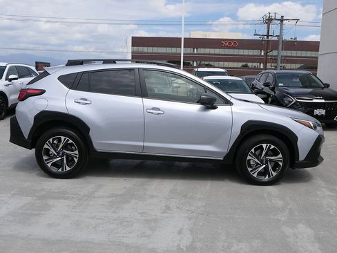Used 2025 Subaru Crosstrek 2.5i Premium w/ Crosstrek Mirror Package AWD/4WD image 2