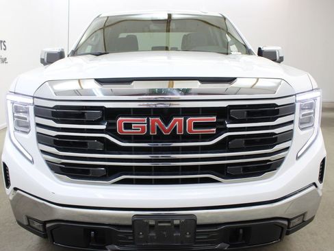 Used 2025 GMC Sierra 1500 SLT AWD/4WD image 7