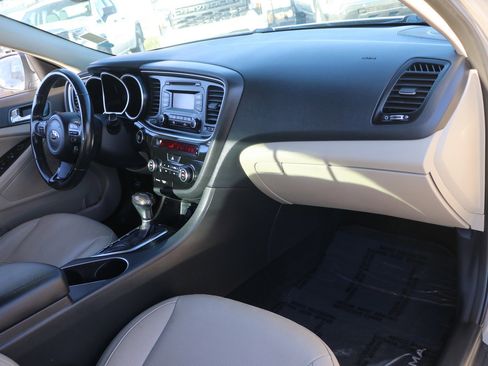 Used 2015 Kia Optima EX image 33