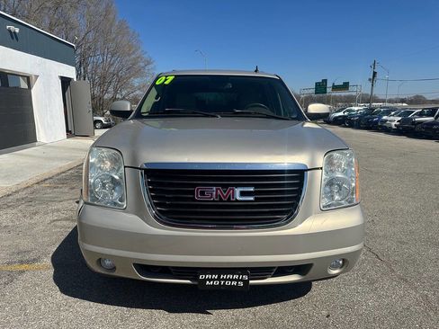 Used 2007 GMC Yukon XL SLE AWD/4WD image 3