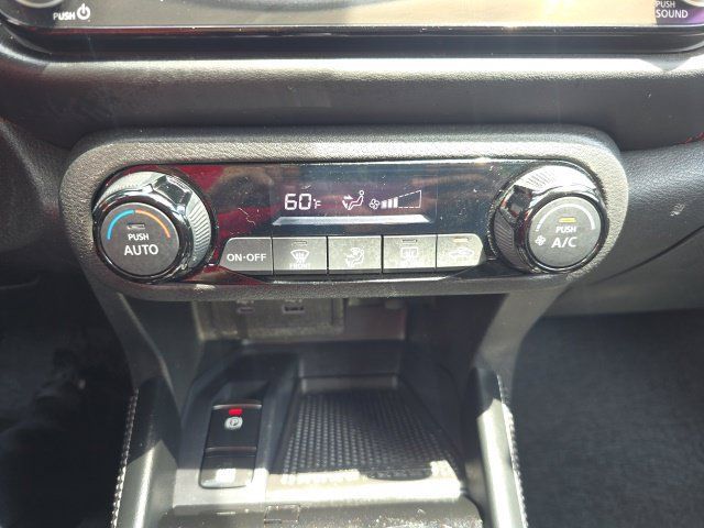 Used 2023 Nissan Kicks SR FWD image 21