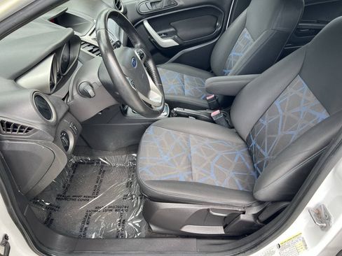 Used 2012 Ford Fiesta SES FWD image 9